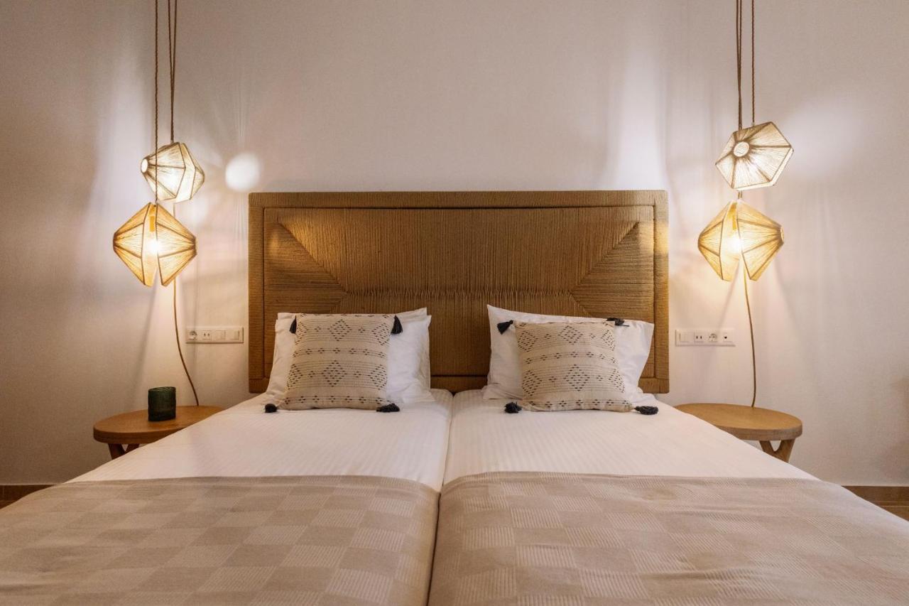 Ariadne Hotel アギオス・プロコピオス エクステリア 写真